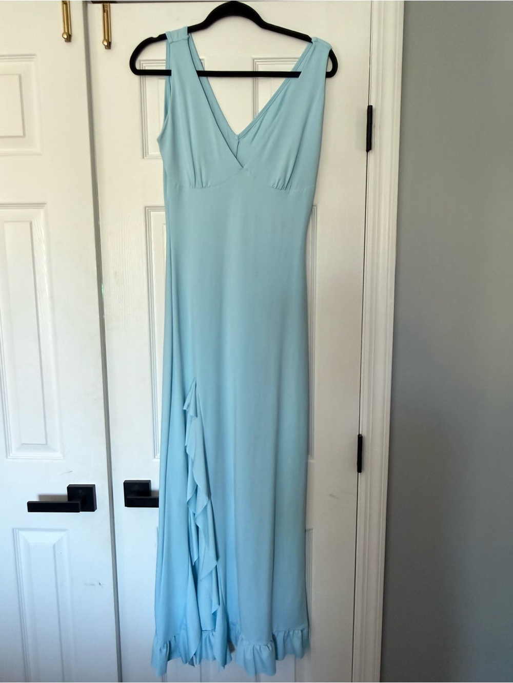 Sleeveless V-Neck Light Blue Maxi Dress